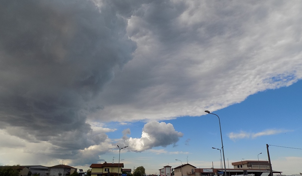 Meteo ferragostano: caldo ma non sempre soleggiato, temporali in agguato