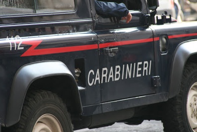 Sputi e minacce ai Carabinieri: denunciato