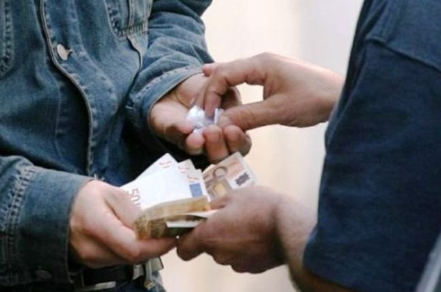 CRONACA: smantellata banda di spacciatori. Arresti anche nel Vercellese