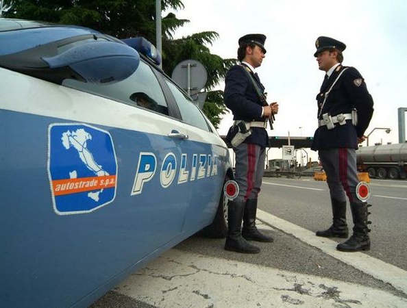 In auto senza assicurazione: multa e sequestro