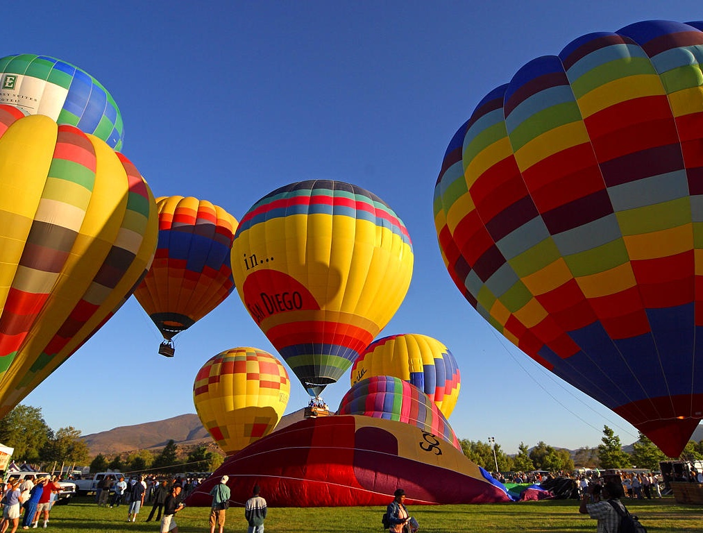 Invasione di mongolfiere nel Biellese: domenica il festival
