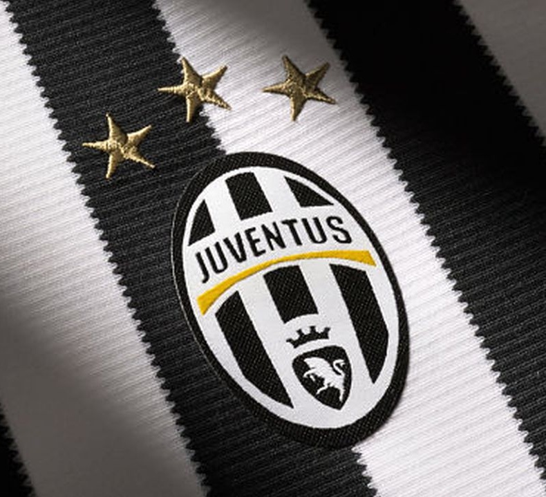 Loghi Real e Juve contraffatti: smantellato un giro da 2 milioni