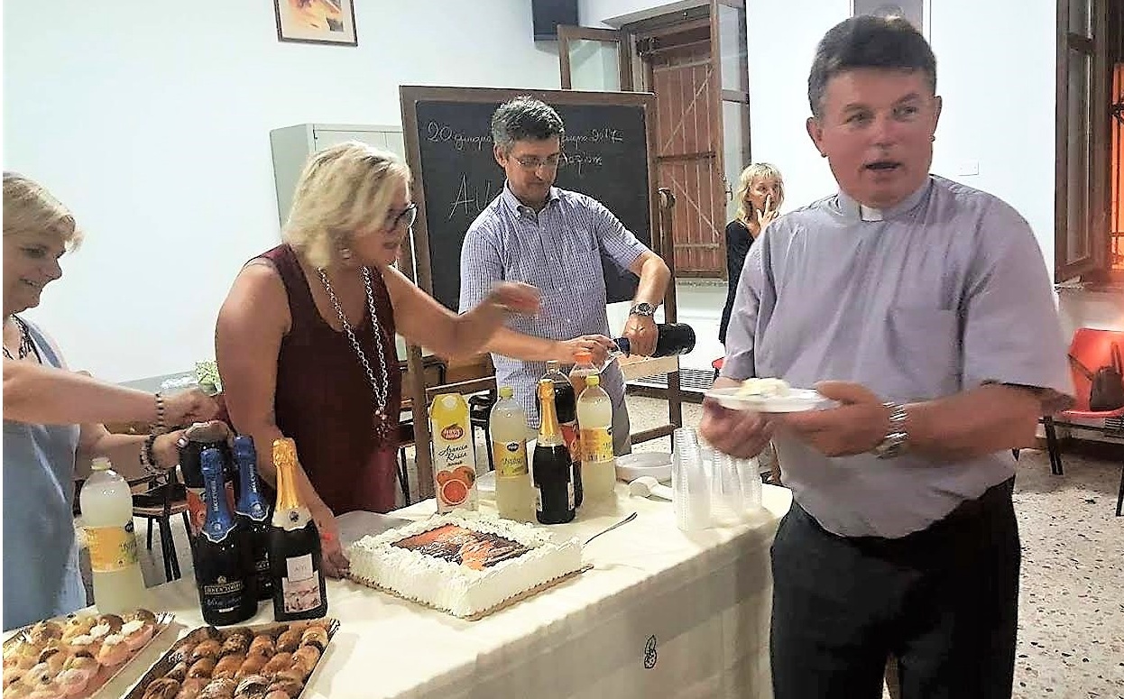 TRINO: Tanti auguri don Jacek