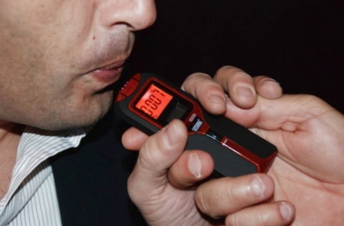 Mezzo ubriaco alla guida: vercellese denunciato