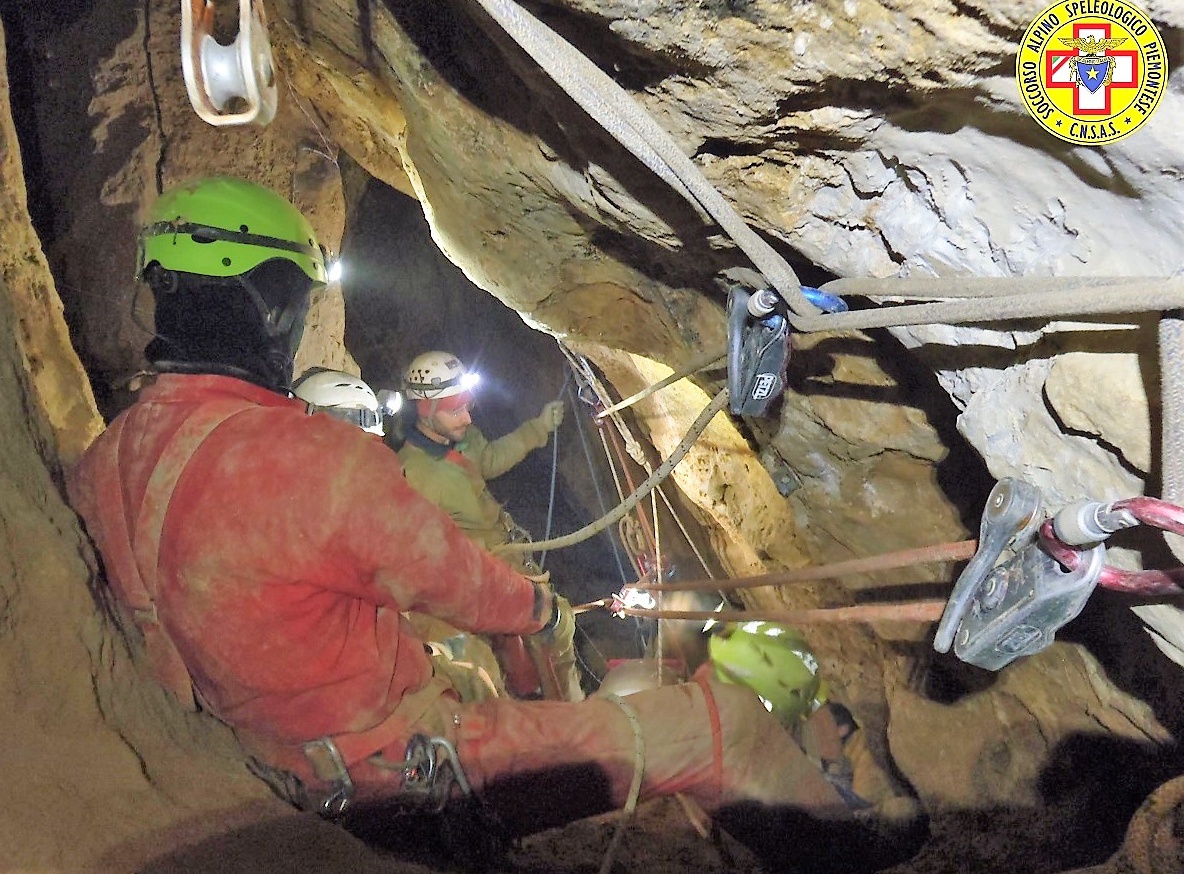 CRONACA: Si sente male 200 metri sotto terra