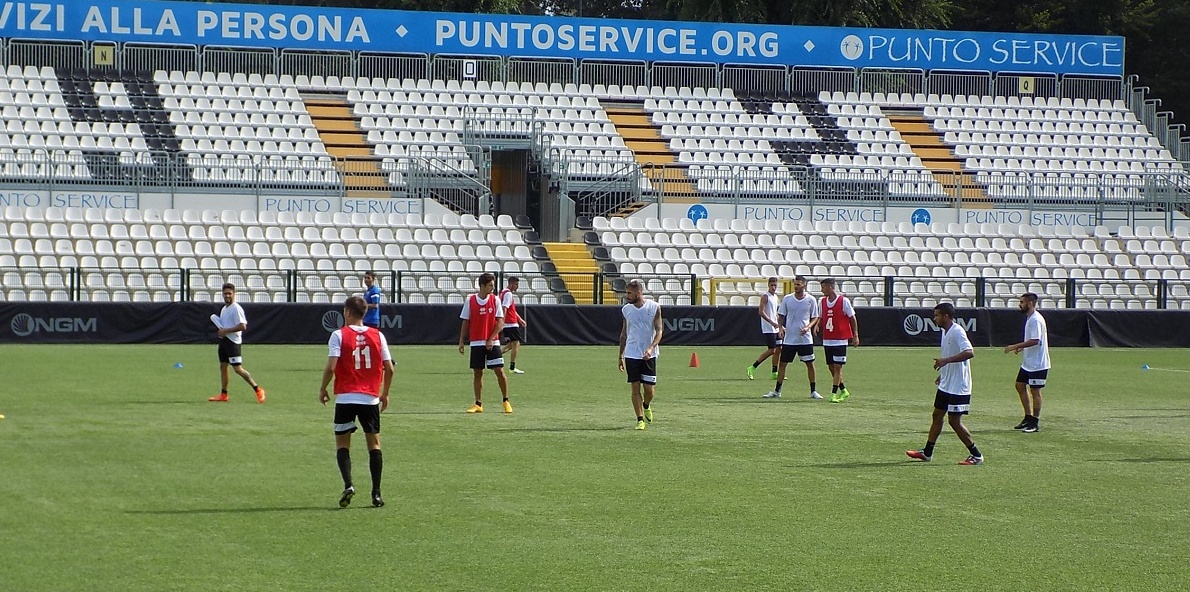 PRO VERCELLI: per Comi c’è la Salernitana. Germano rinnova fino al 2020