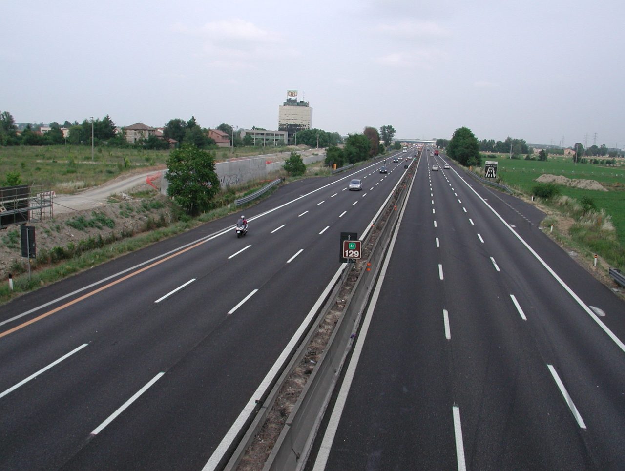 Tamponamento in autostrada: grave una donna