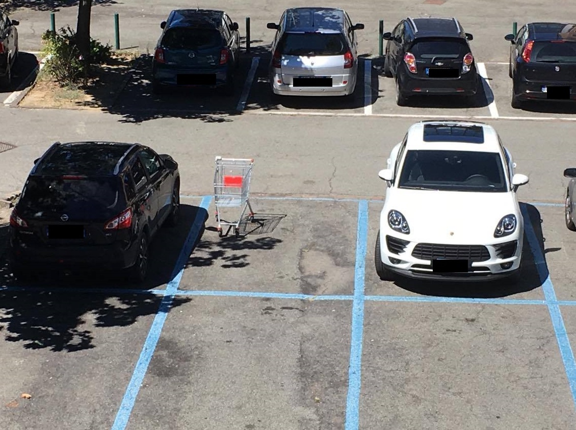 VERCELLI: “zone blu” anche per i carrelli della spesa…
