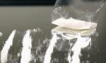 Polizia indaga sull'accoltellamento e trova la cocaina