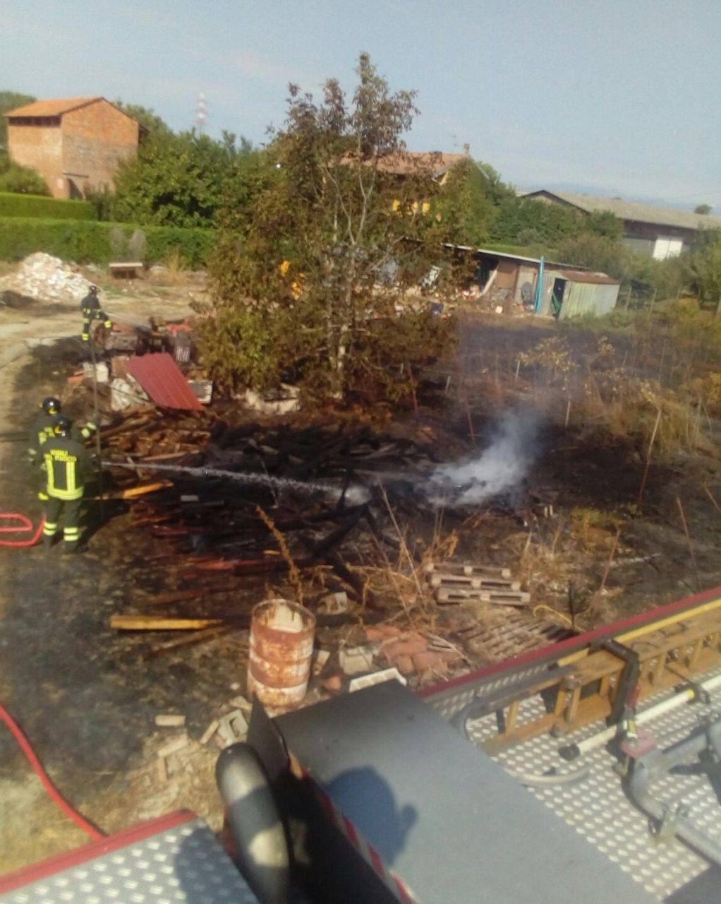 CRONACA: Muore nell’incendio delle sterpaglie