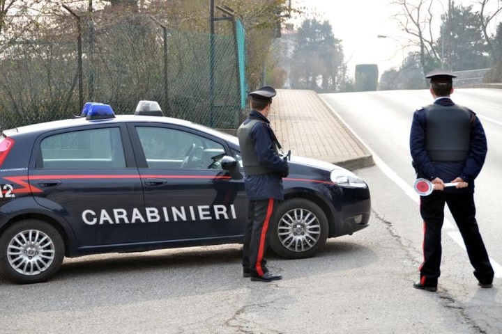 Alla guida drogato: denunciato