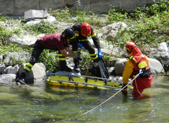 PIEMONTE: Un 68enne si suicida buttandosi da un ponte