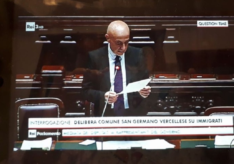 SAN GERMANO: “Solo il Tar può annullare la delibera anti profughi”