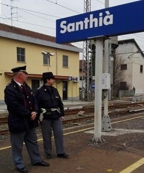 SANTHIA’: Blitz della Polizia contro le nigeriane in stazione