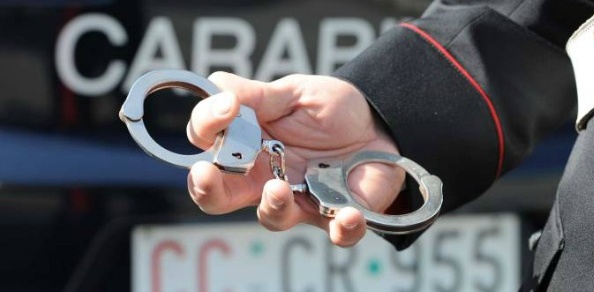 VERCELLI: Pusher arrestato dai Carabinieri