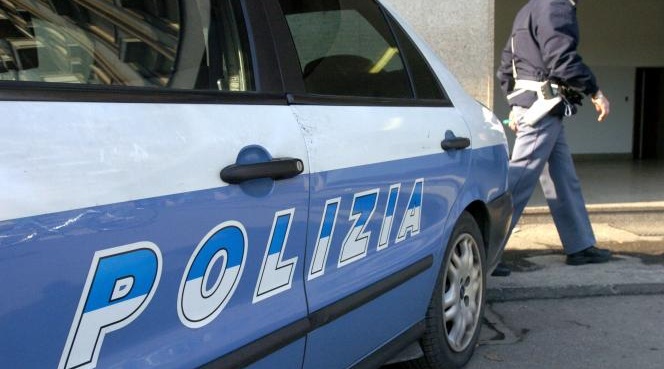 VERCELLI: Rubano formaggi in tuta da sub