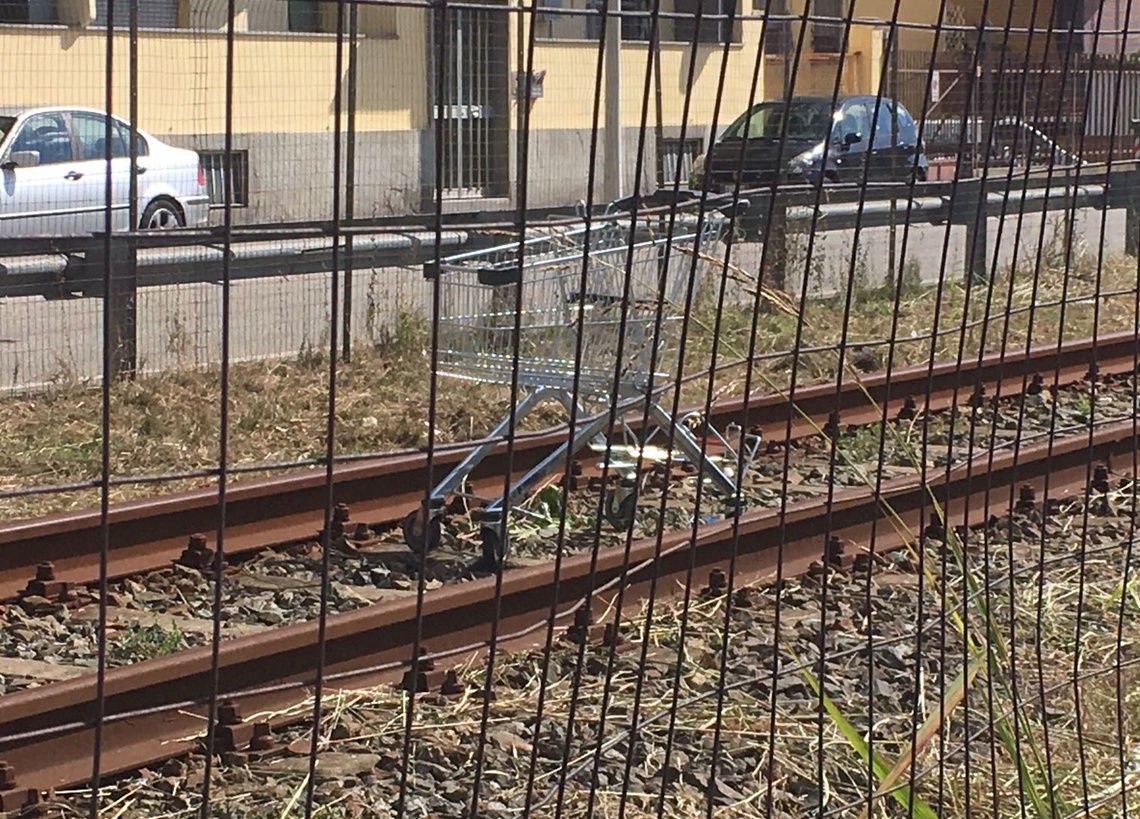 VERCELLI: Spunta un carrello sulla Vercelli-Casale
