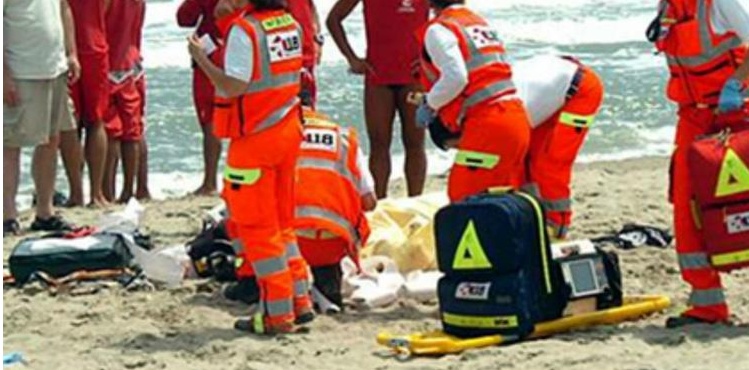 Dramma a Pesaro, una vercellese muore in mare