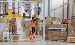 Amazon aumenta gli stipendi e ringrazia i suoi lavoratori