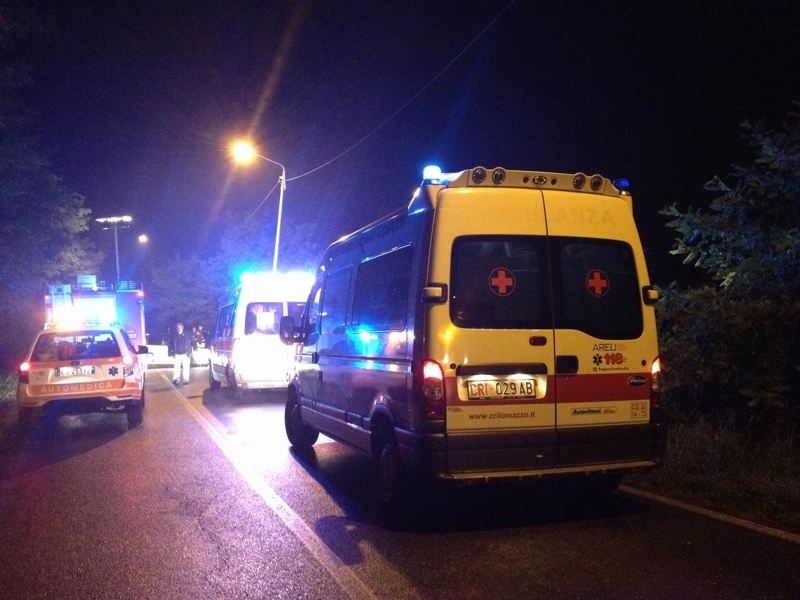 Violento frontale: quattro feriti, uno grave
