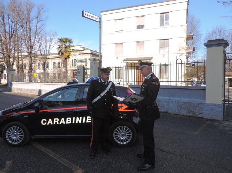 Truffa stile Totò tre napoletani denunciati