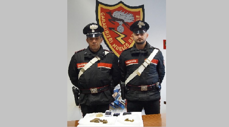 Pusher fermato dai Carabinieri