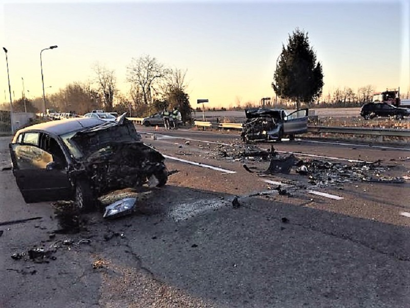 Terribile schianto muore una 33enne a Vaprio