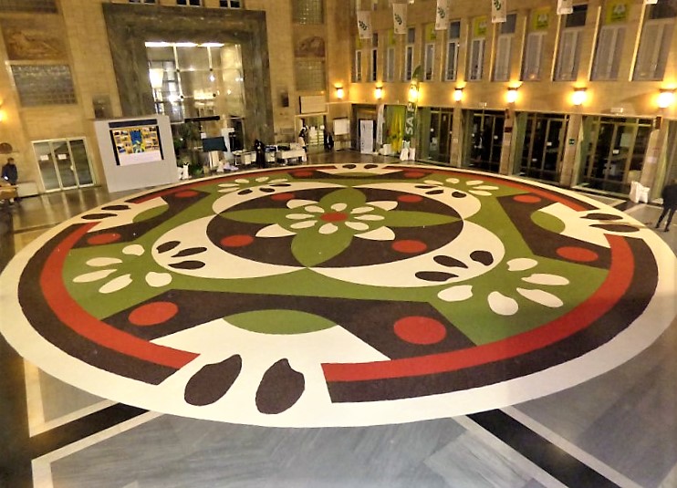Mandala di riso pronto per la consacrazione