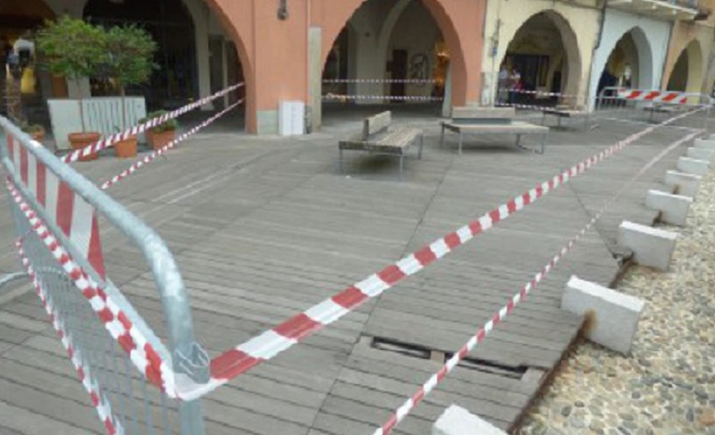 Conto salato per le plance di piazza Cavour