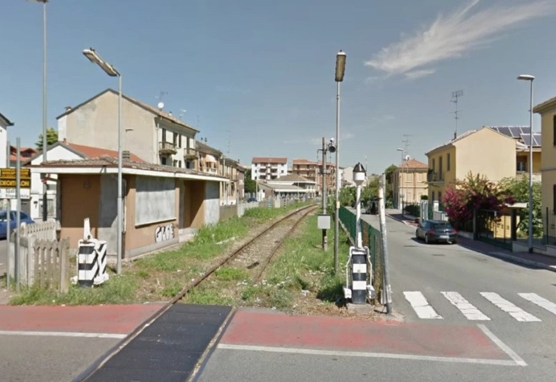 Linea Vercelli Casale: via passaggi a livello in città