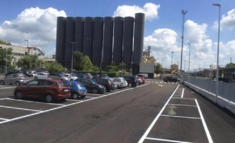 Nuovi parcheggi in via De Rossi