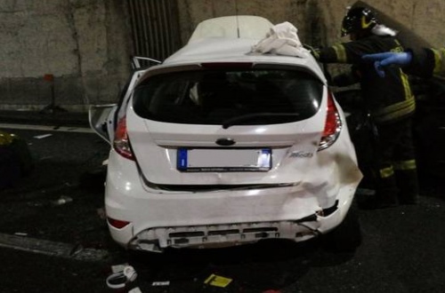 Tragedia pazzesca sulla A26