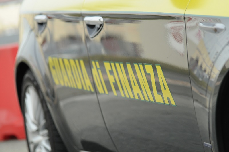 Sequestro record Finanza: 10 milioni di pezzi