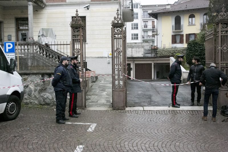 Rapinatori bancomat fotografati dopo il botto