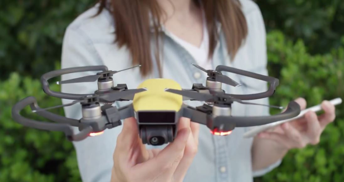 Vuoi diventare un professionista e pilotare un drone?