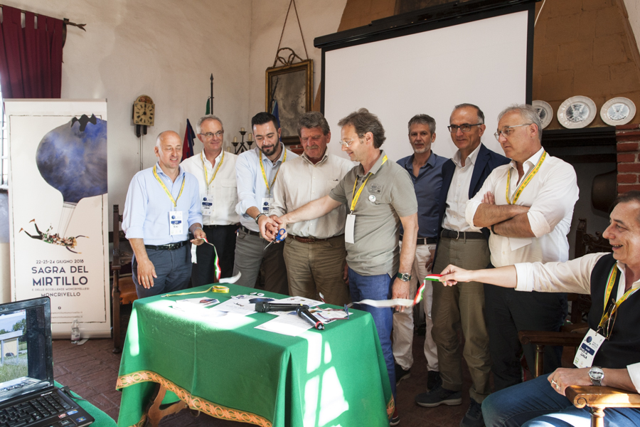 Sagra del Mirtillo da record LE FOTO