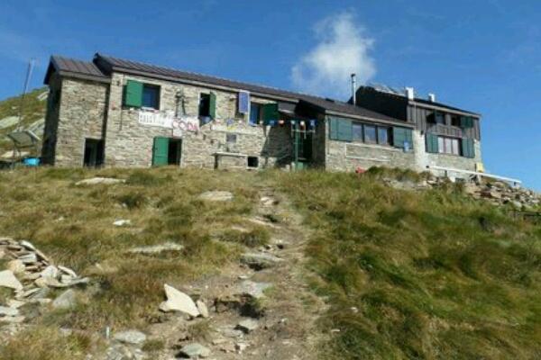 Rifugi in montagna per una vacanza diversa