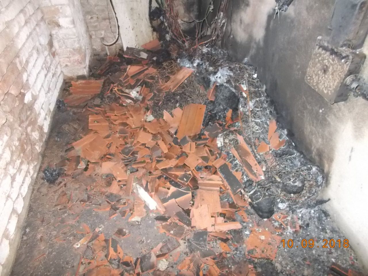 Incendio via Dante: quattro famiglie senza casa