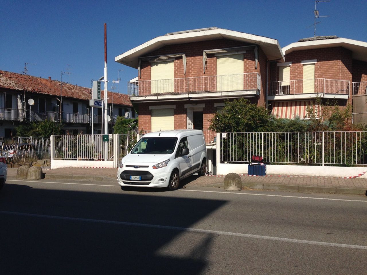 Omicidio a Vercelli la tragedia nella mattinata