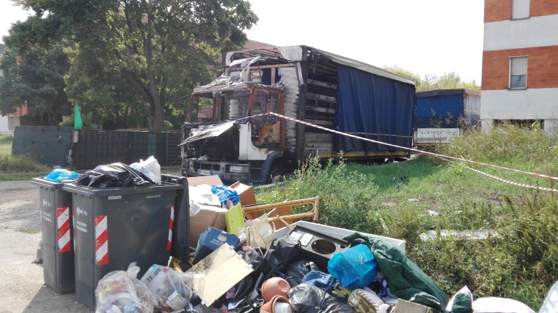 Venti giorni per bonificare le case Atc di via Egitto