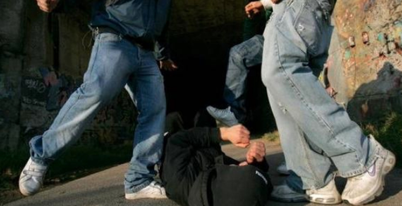 Brutale pestaggio di un 49enne a Confienza