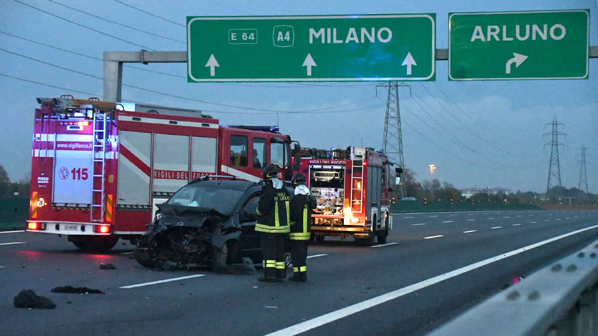 Incidente in A4 ad Arluno: muore giovane futura sposa – VIDEO