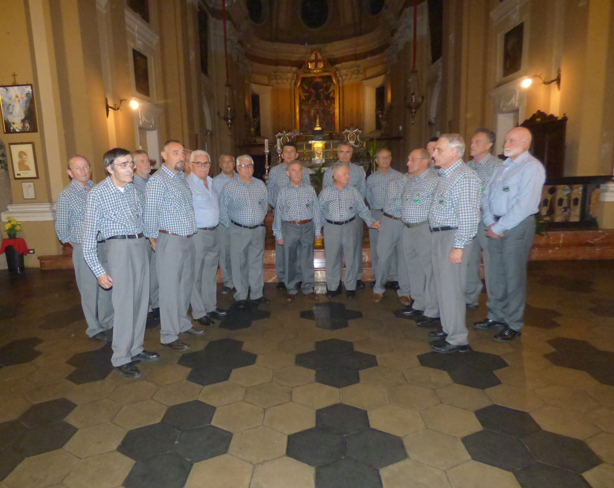 Alpini Vercelli: canti di trincea e di gioia