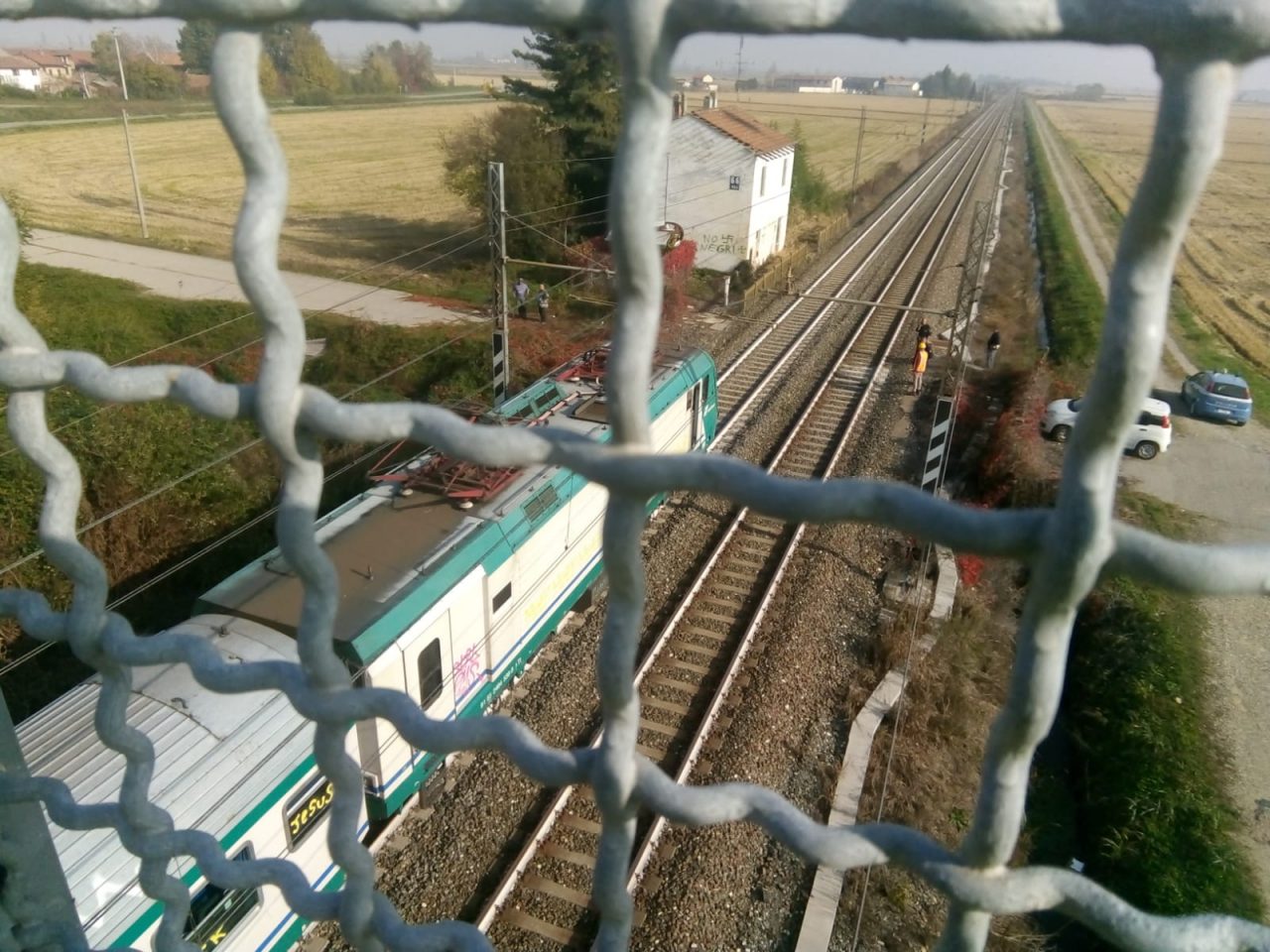 Si getta dal treno: tragedia fra San Germano e Olcenengo