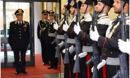 Generale Maruccia in visita ai Carabinieri di Vercelli