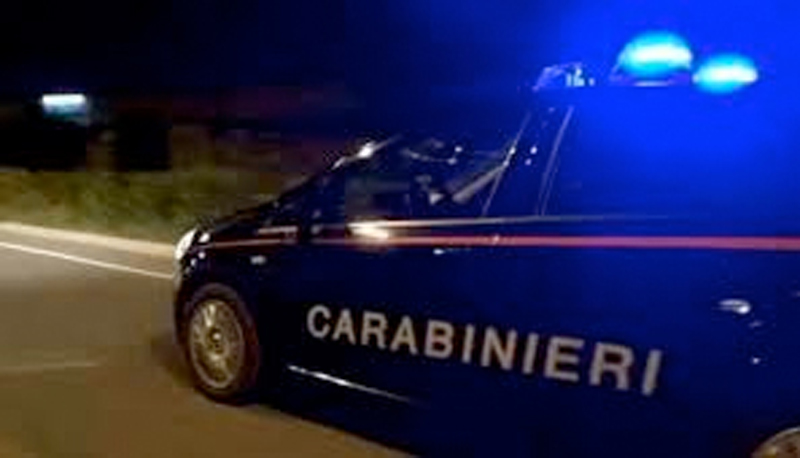 Inseguimento nella notte: malviventi in fuga
