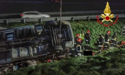 Tragedia sulla A4 camion fuori strada camionista 55enne morto