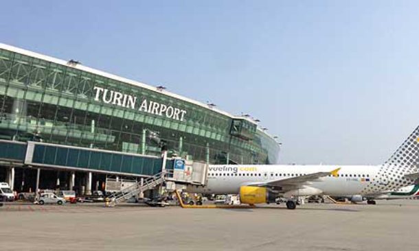 Nudo all’aeroporto: migrante blocca Caselle