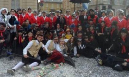 Carnevale Vercelli: trionfo di pubblico per la prima sfilata