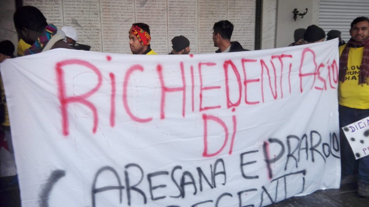 Comitato Italia che Resiste: manifestazione pacifica e colorata